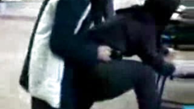 Segretario si masturba prima del megasesso ricerca lavoro